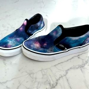 Youth galaxy Vans   Size 1 youth (big kid)